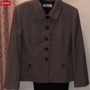 Tahari  Brown Tweed Blazer